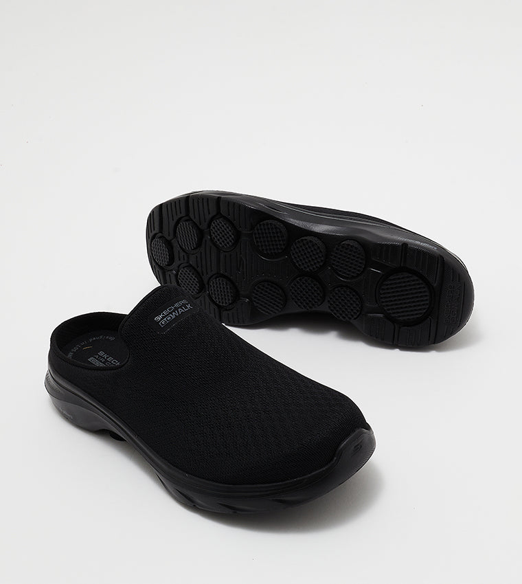 .Skechers Womens GO Walk 7 Inci - BLACK - (125224.BBK) - GWB - R2L16