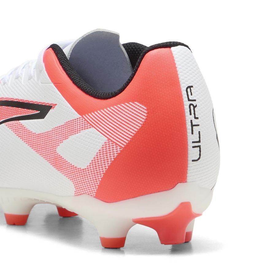 .PUMA ULTRA 5 PLAY FG/AG Unisex Adults Football Boots - White/Black/Glowing Red - (108169-01) - GLR - R2L17