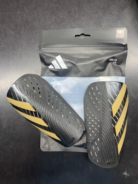 .ADIDAS (Kids Juniour) TIRO CLUB SHIN GUARDS - Black/Gold - (IS5399) - F