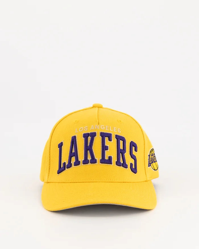 .MITCHELL & NESS CLASSIC REDLINE LAKERS SNAPBACK - YELLOW/TEAM COLOUR - ( MNLL22367 ) - MNLK12
