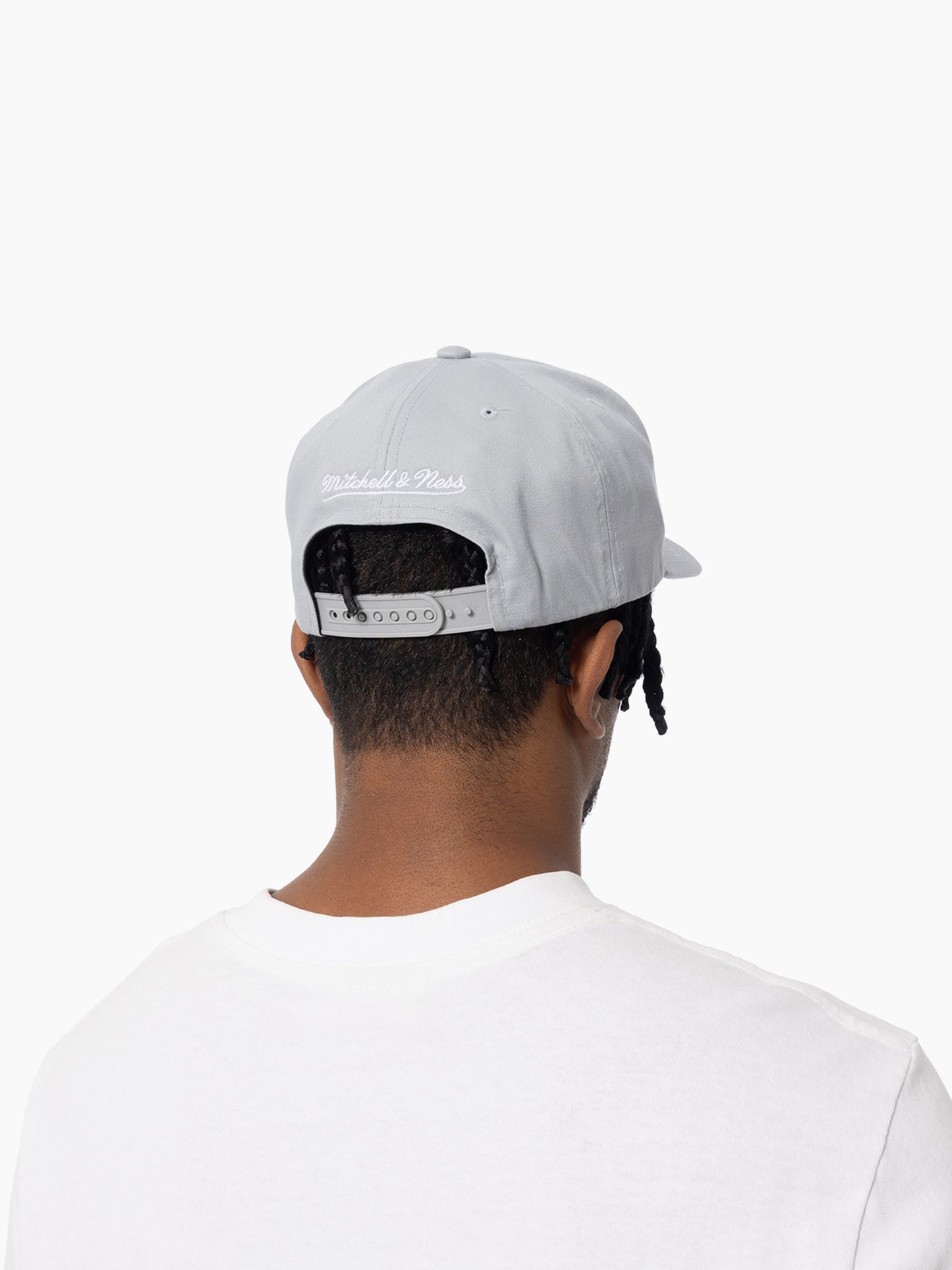 .MITCHELL & NESS RAIDERS PRO PINCH FIT SNAPBACK - GREY - (MNOR24149) - F