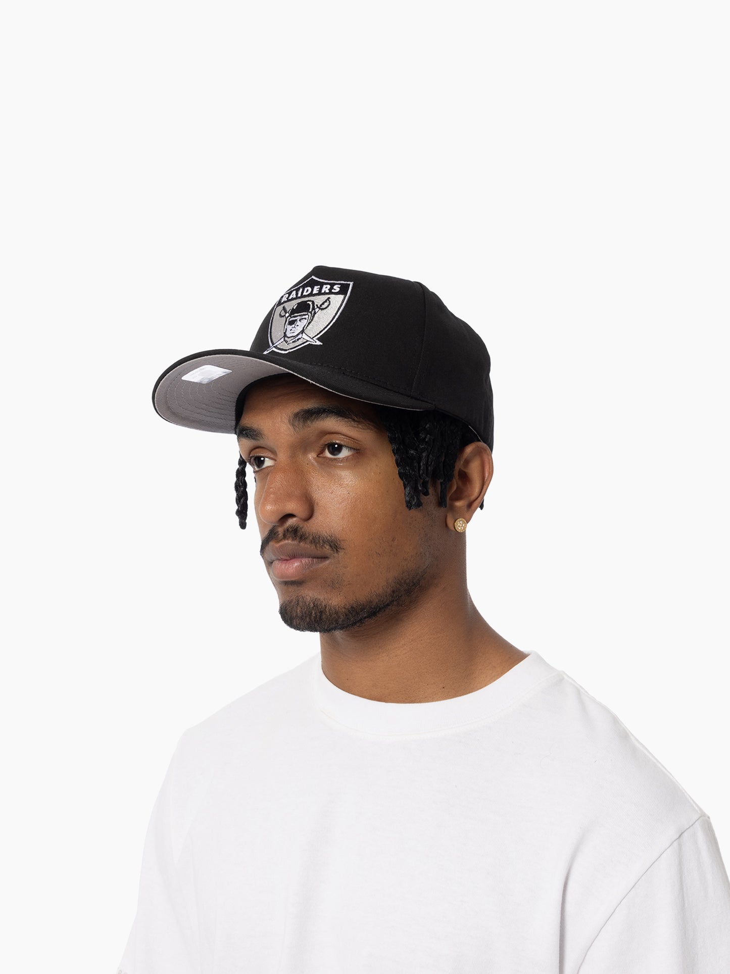 .MITCHELL & NESS RAIDERS PRO PINCH FIT SNAPBACK - BLACK/GREY - (MNOR24141) - F
