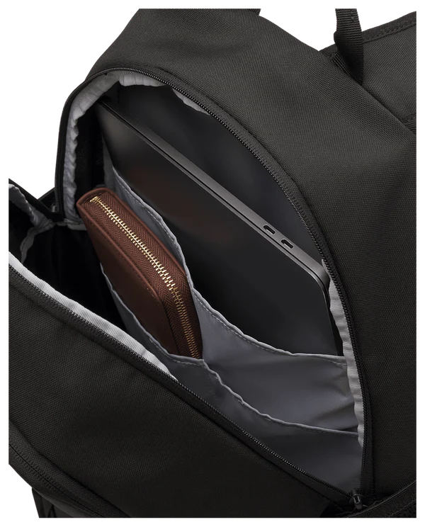 .Under Armour Hustle Sport 6 Backpack - Black/Black/Silver - (6000397-001) - C25