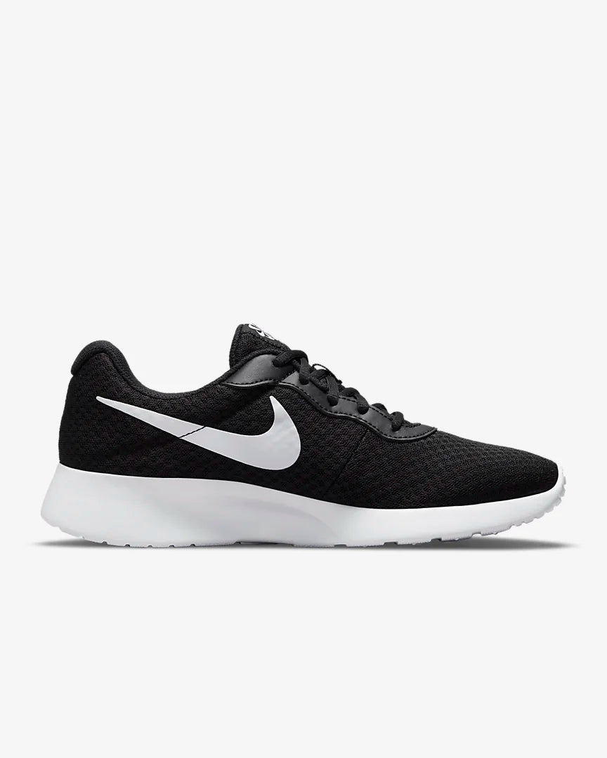 Nike Tanjun Women s Shoes Black White BW DJ6257 004 R1L4
