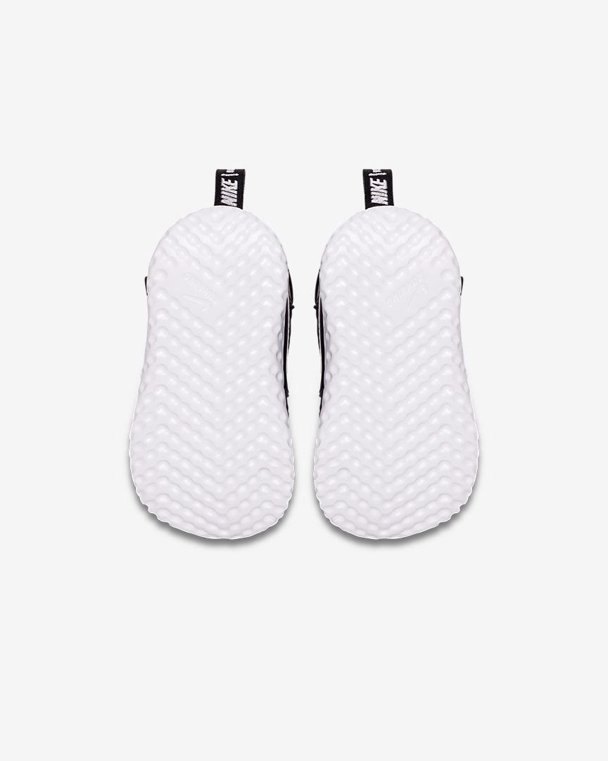 Nike Toddler Revolution 5 Blk/Wht - (BQ5673 003) - RT - R1L9