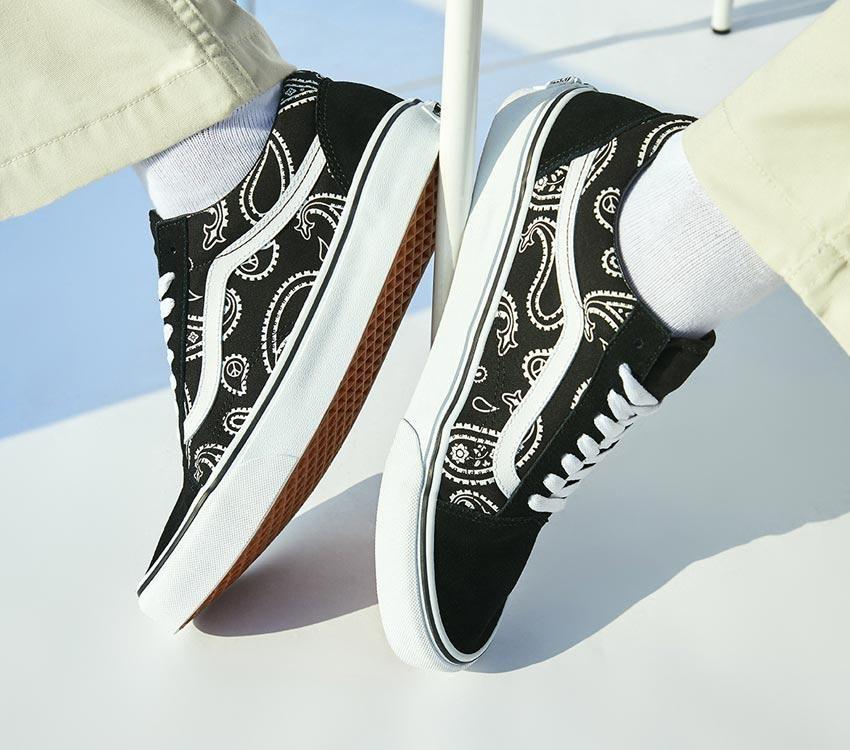 Vans OLD SKOOL (PEACE PAISLEY) BLACK/TRUE WHITE (VNA5KRFB0E.BKW) - PP - R1L6