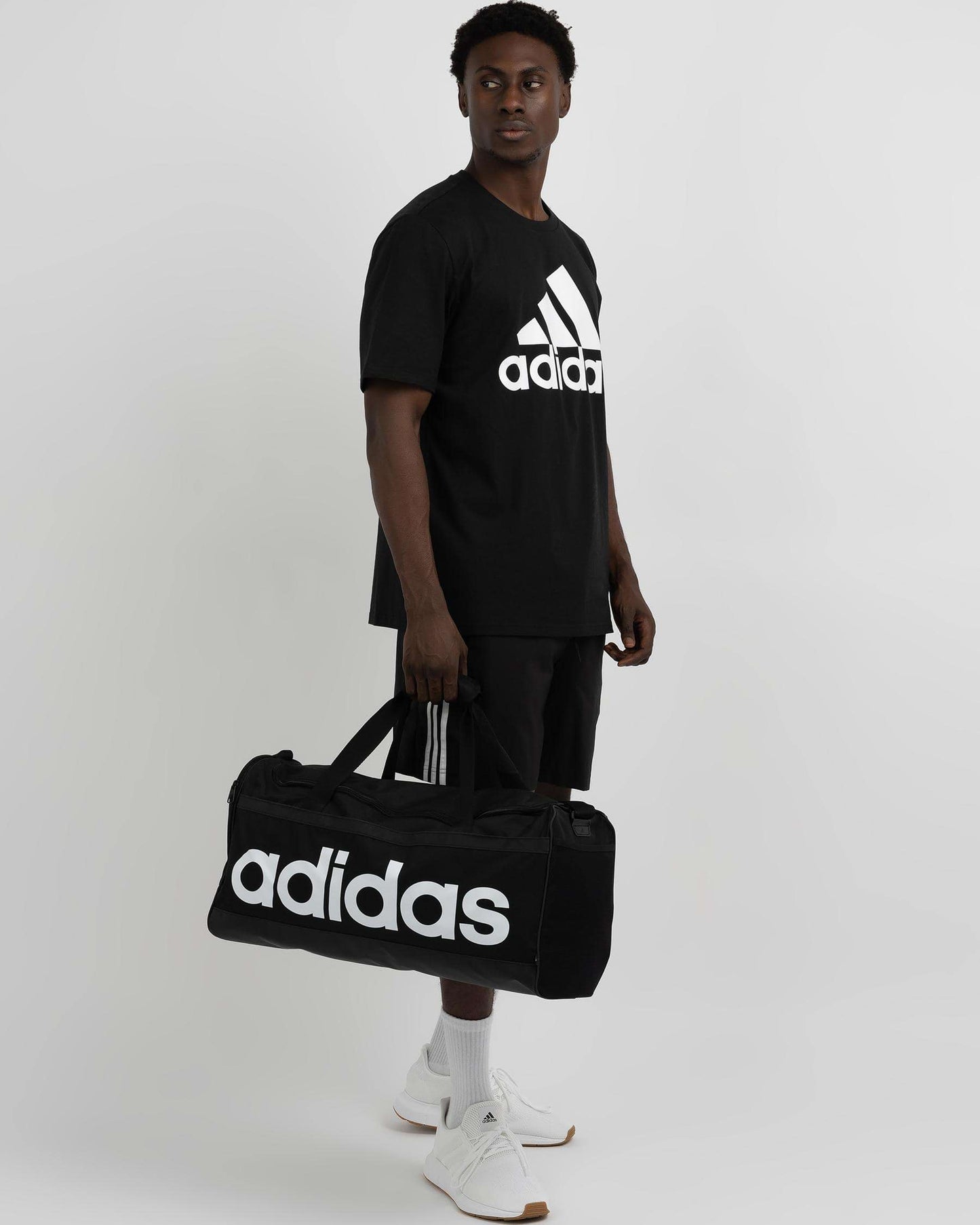 .Adidas Liner Duffel Bag MEDIUM - BLACK/WHITE - ( HT4743 ) - C17