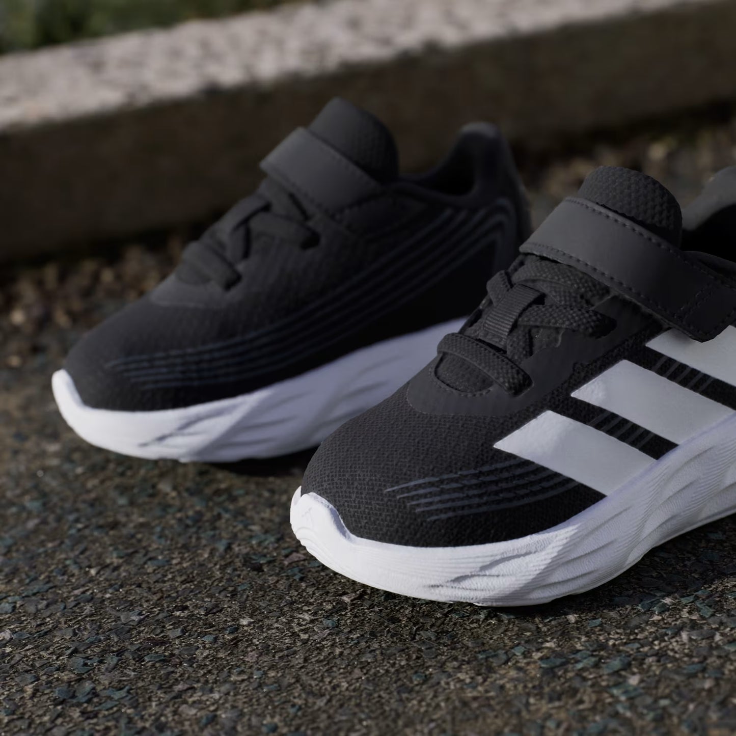 .Adidas Toddlers GALAXY 8 SHOES INFANT - BLACK/WHITE - (KI1681) - XY- R1L10