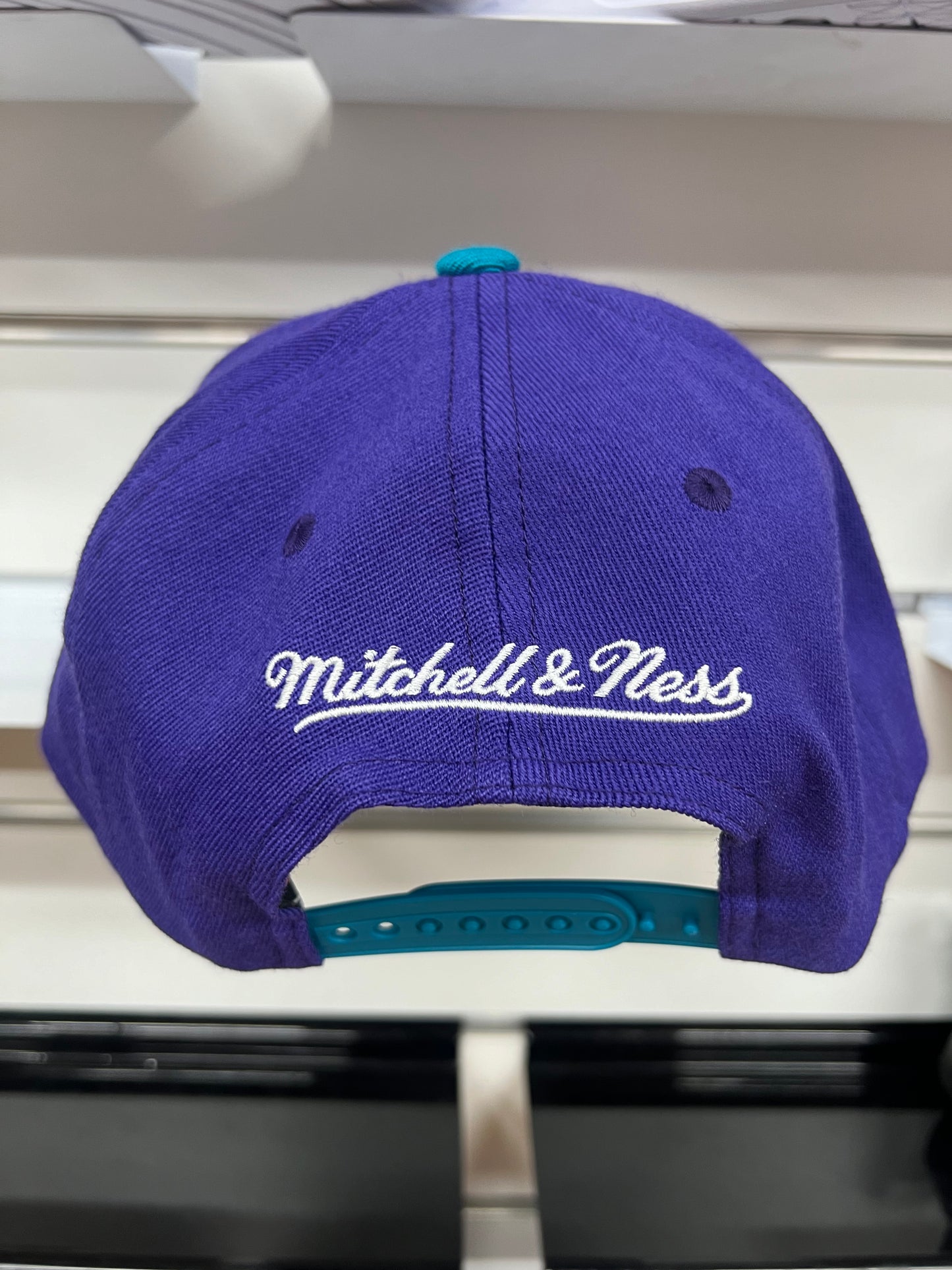 .MITCHELL & NESS HORNETS NBA LOGO REDLINE SNAPBACK - PURPLE/TEAL - ( MNCH22351 ) - MNH1 -