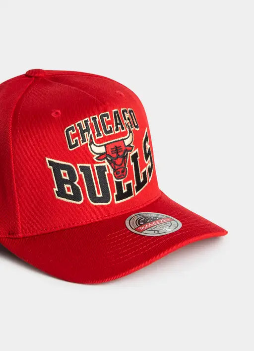 .Mitchell & Ness NBA Chicago Bulls Lay Up Snapback Cap - RED/BLACK - ( MNCG2094 ) - MNB14