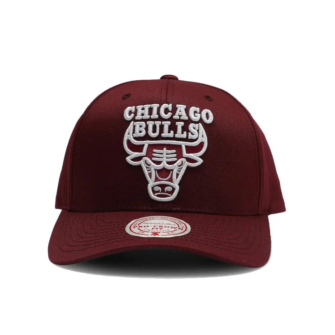 .Mitchell & Ness NBA Chicago Bulls Off Court Classic Snapback Cap - MAROON - (CBUMARO) - MNB24