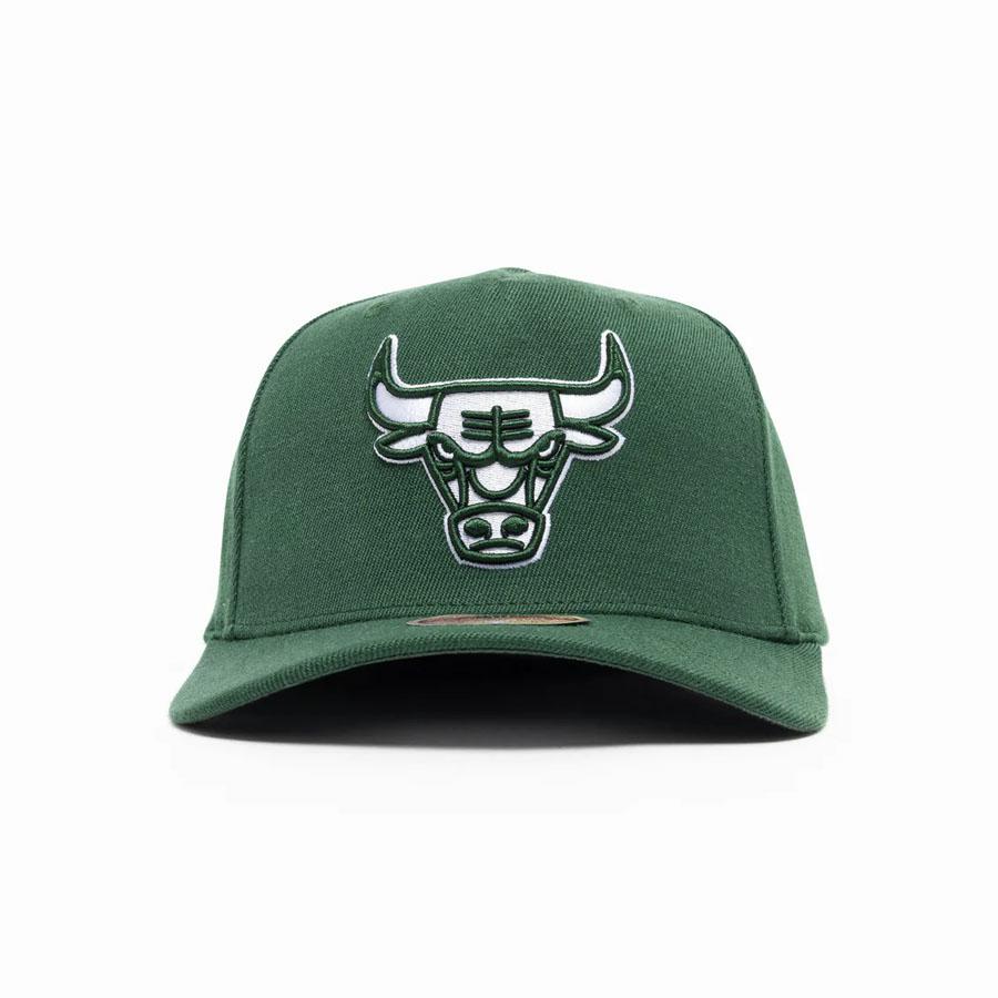 .Mitchell & Ness NBA Chicago Bulls Off Court Classic Snapback Cap - GREEN/WHITE - ( MNCG22011 ) - MNB3