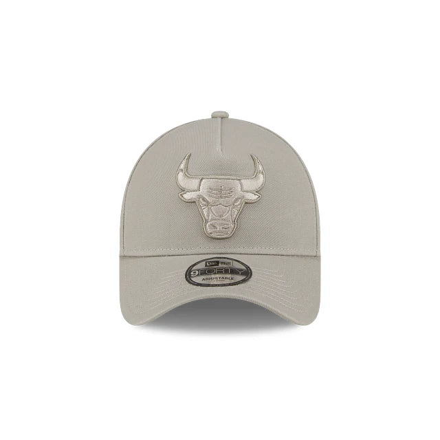 .NEW ERA 940 A-FRAME CHICAGO BULLS  SNAPBACK  - STONE - (60747692) - F