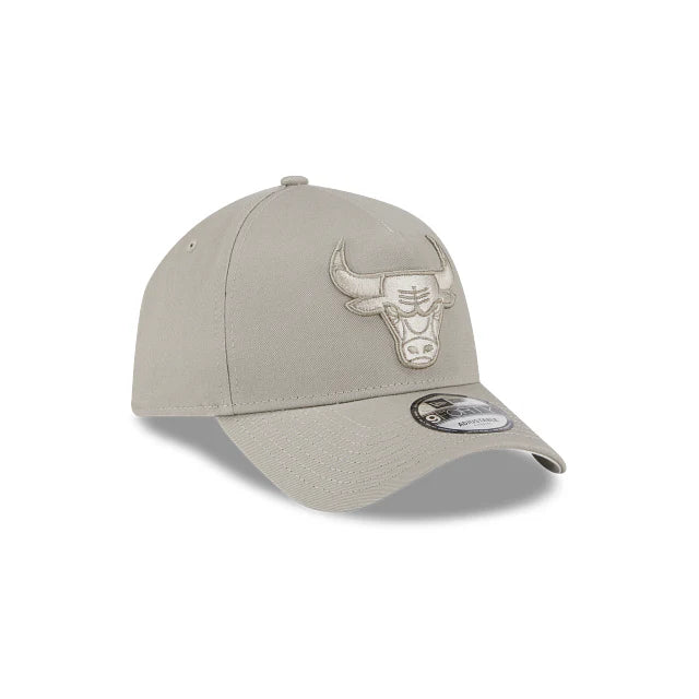 .NEW ERA 940 A-FRAME CHICAGO BULLS  SNAPBACK  - STONE - (60747692) - F