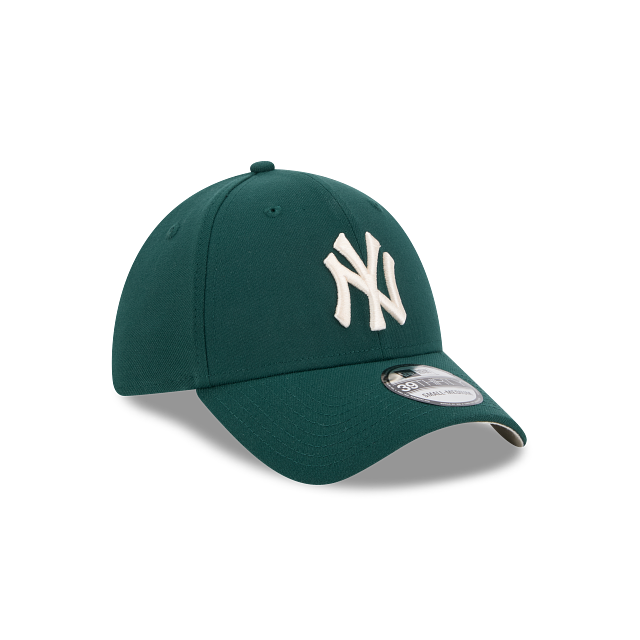 .New Era 3930 NEW YORK YANKEES STRETCH FIT - DARK GREEN - (60747567) - F