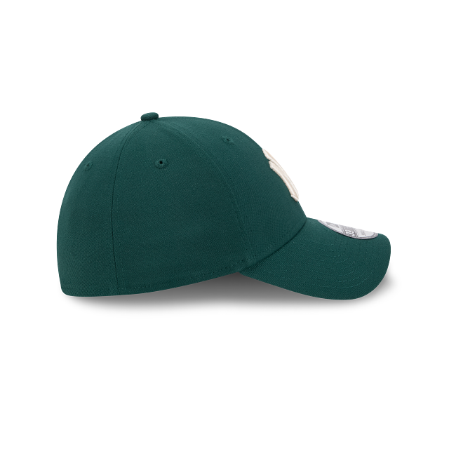 .New Era 3930 NEW YORK YANKEES STRETCH FIT - DARK GREEN - (60747567) - F