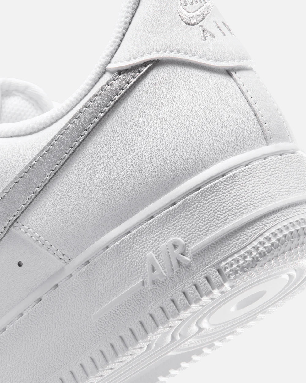 .NIKE MENS AIR FORCE 1 '07 - WHITE/GREY - (FJ4146 100) - L5 - L/P