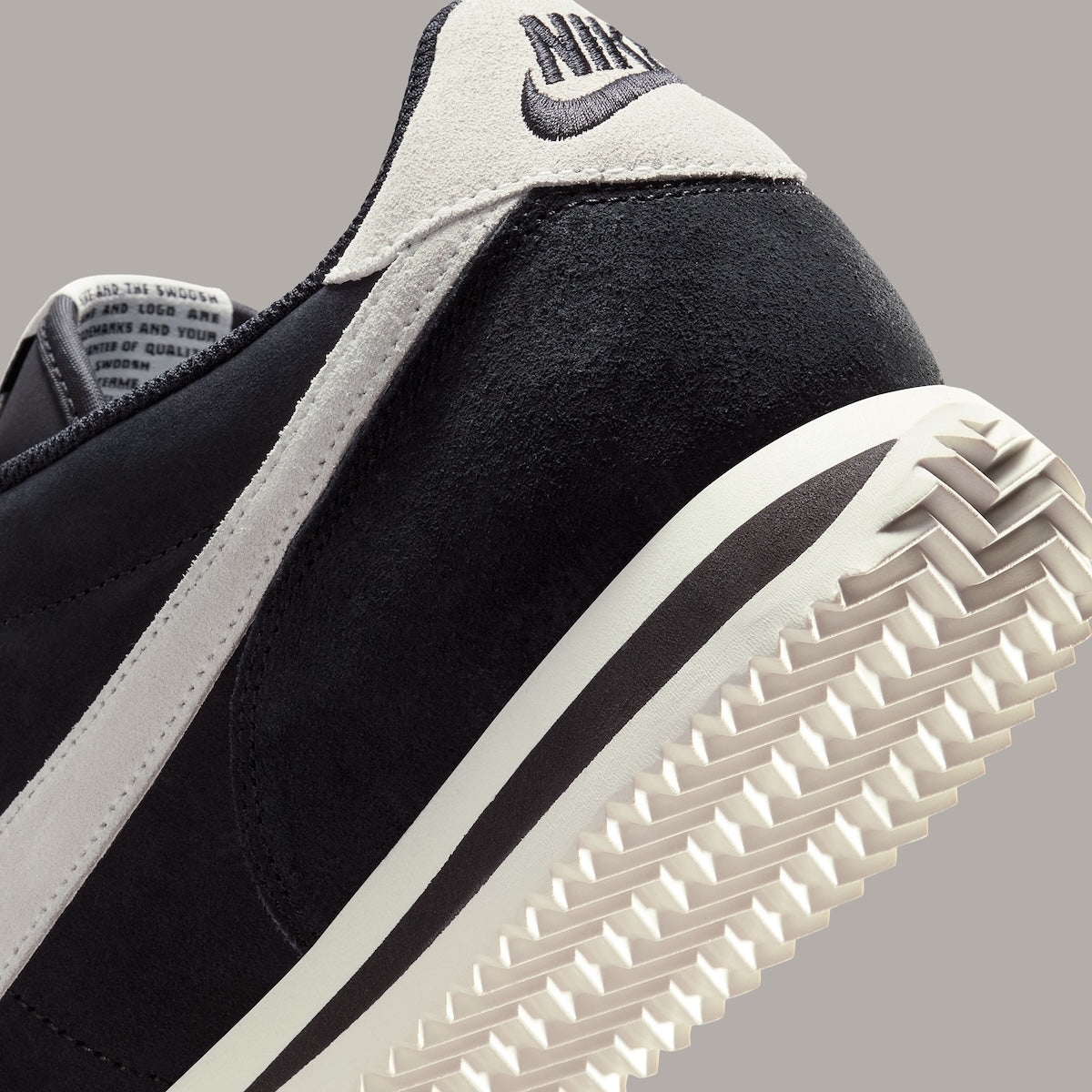 .Nike Cortez “PREMIUM" (HV4456 001) - PRM - R1L4