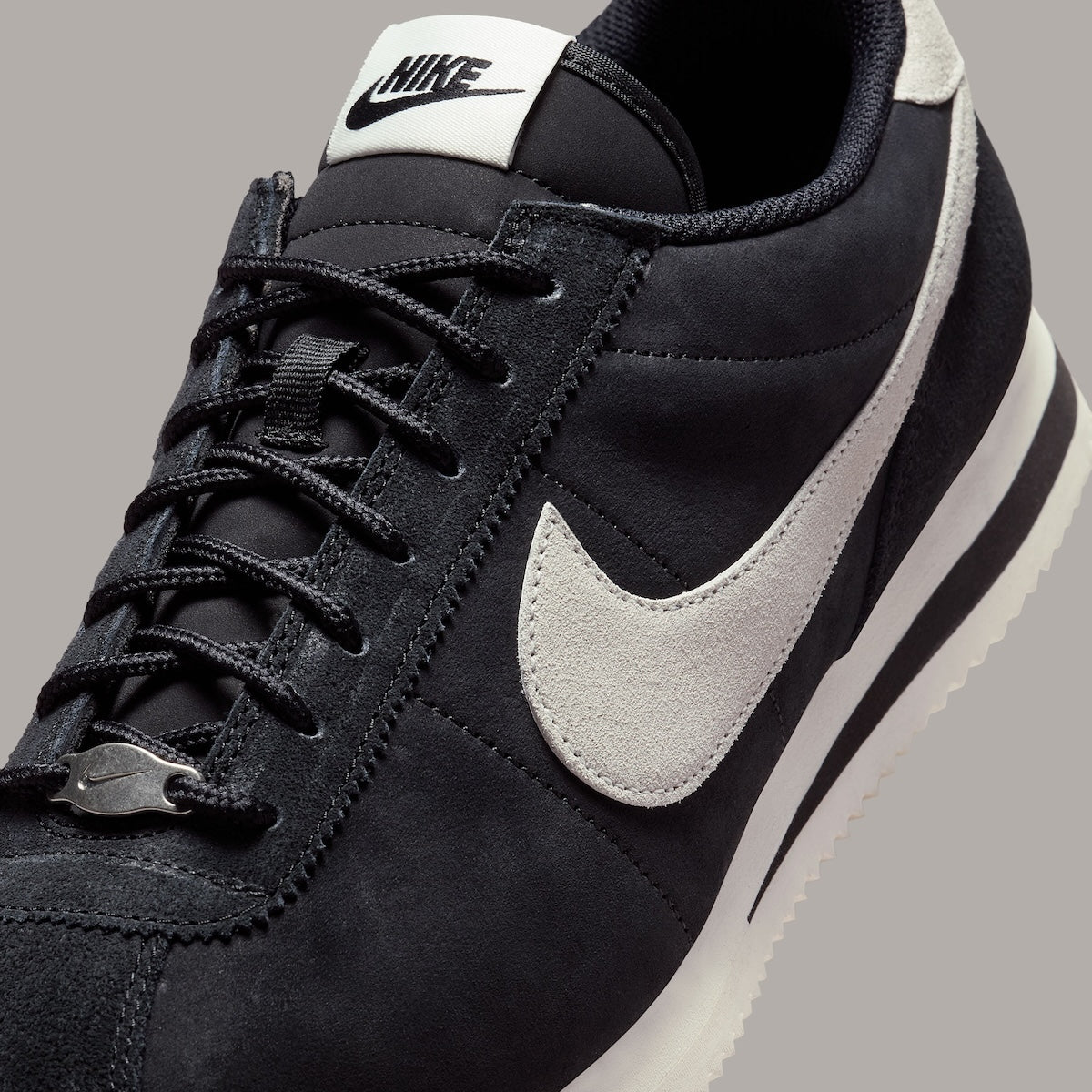 .Nike Cortez “PREMIUM" (HV4456 001) - PRM - R1L4