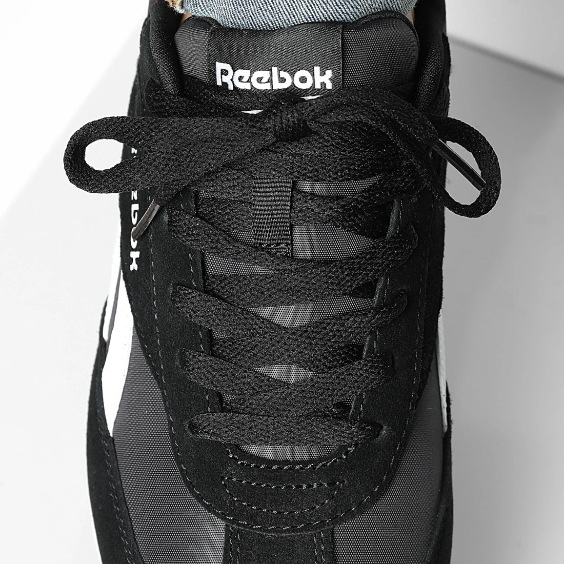 .REEBOK UNISEX WORLD 70 - BLACK/WHITE/GUM - (100251859) - SV - R1L6