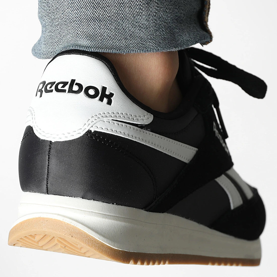 .REEBOK UNISEX WORLD 70 - BLACK/WHITE/GUM - (100251859) - SV - R1L6
