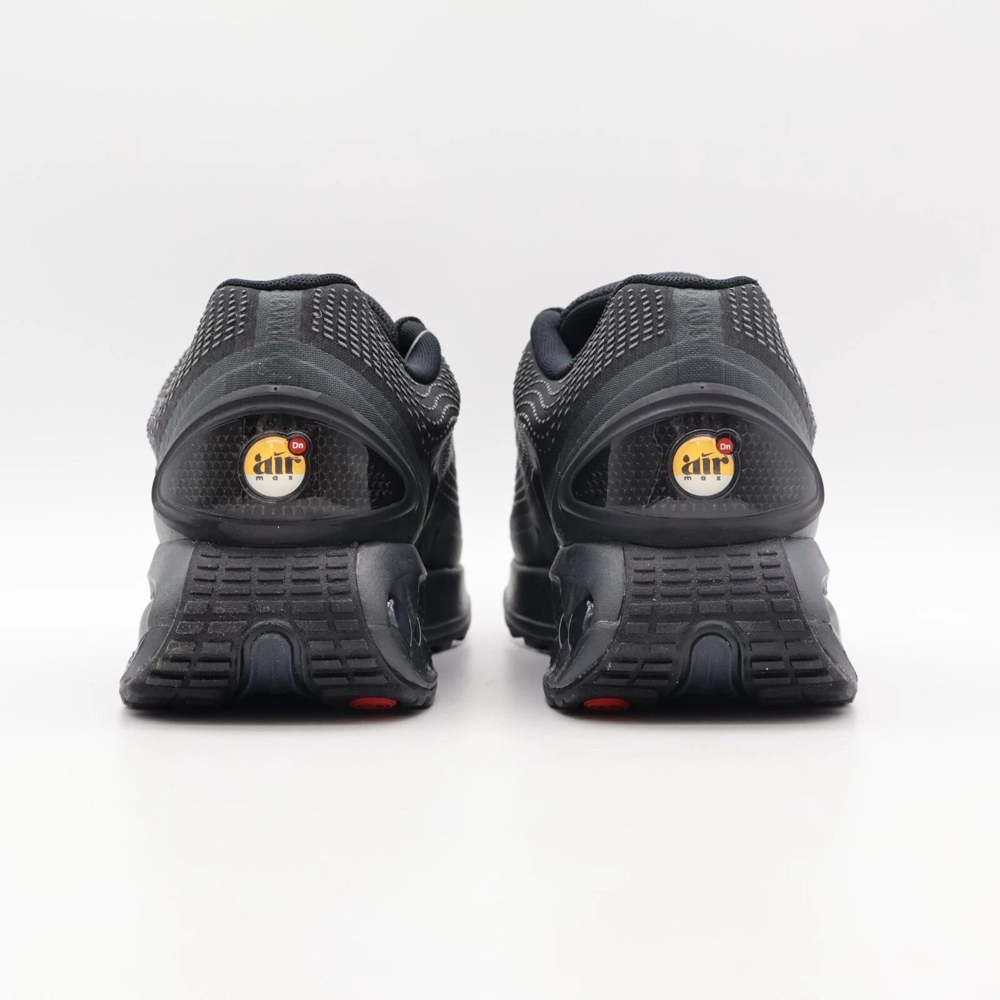 .Nike Air Max DN Black and Dark Smoke Grey - (DV3337-002) - L/P