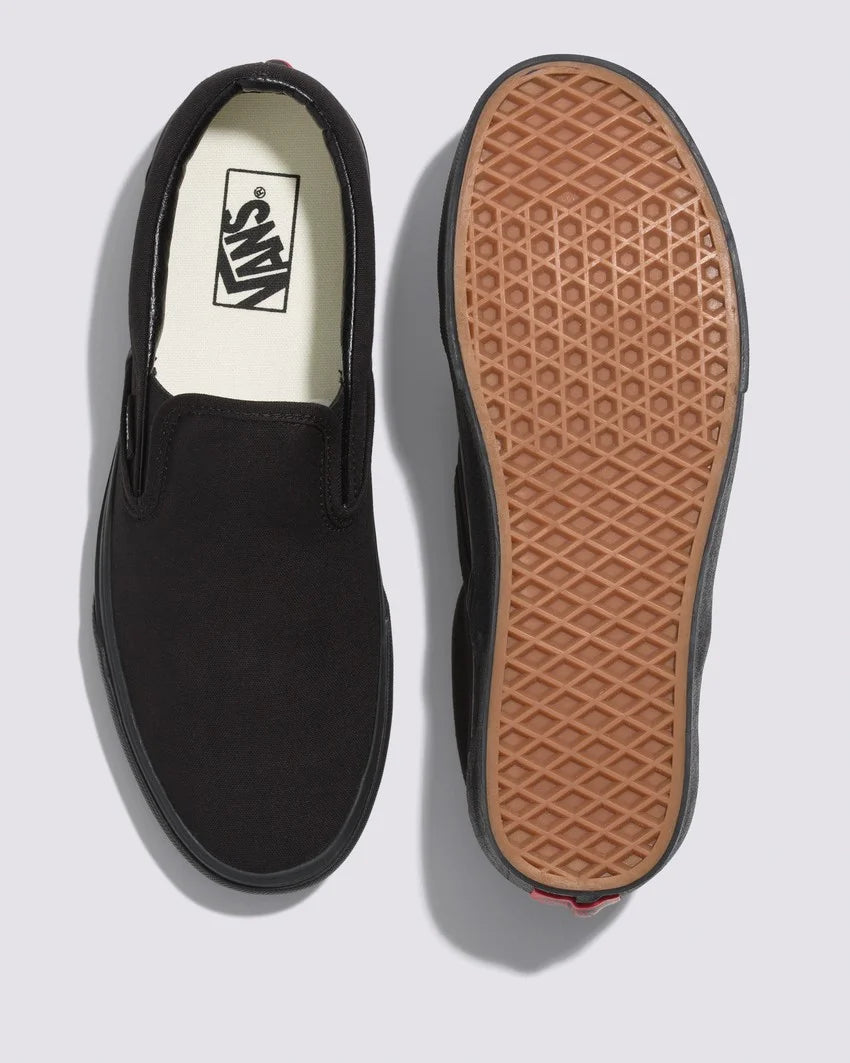 .VANS Classic Slip-on - Black/Black - (VN-0EYEBKA.BBK) - CSO - R1L6