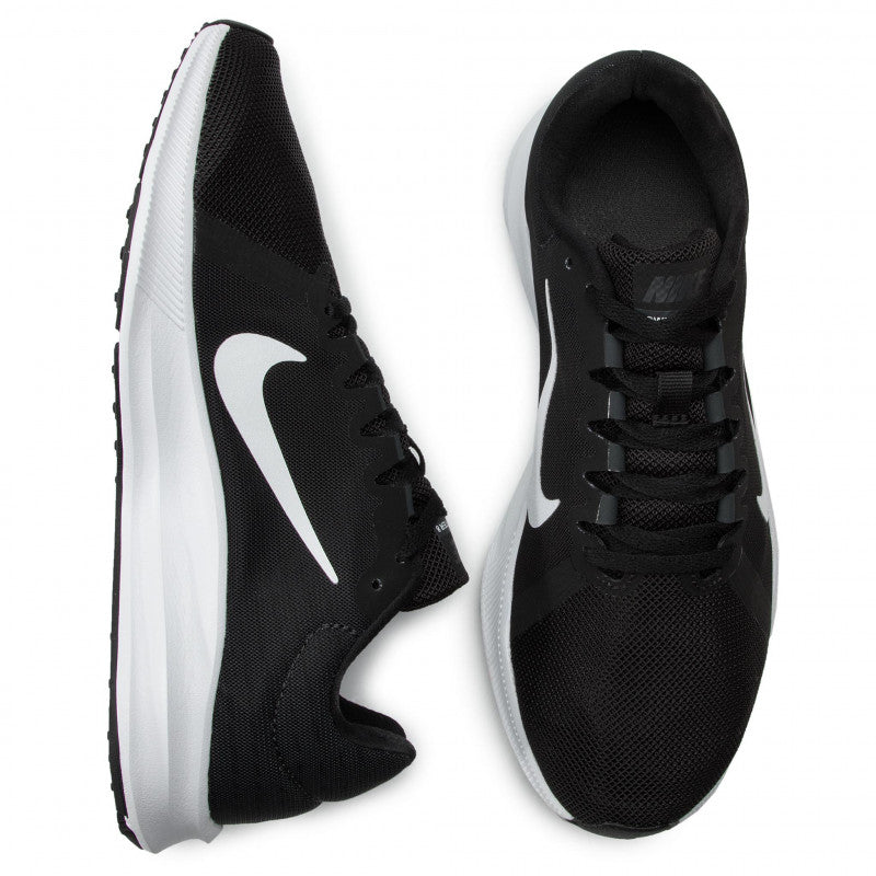 - Nike Downshifter 8 Black / White - (908984 001)  - F60 - R1L4