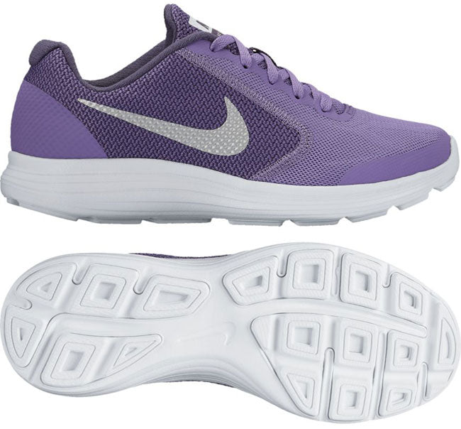Nike youth revolution 3 Clearance