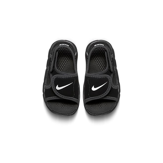 Nike baby outlet sandals size 4