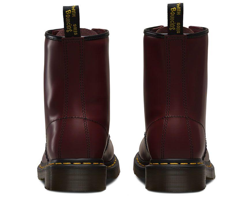 Dr martens cherry clearance red smooth 8-eye boots