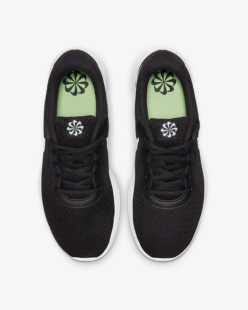 + Nike Tanjun Women's Shoes Black/White - BW - (DJ6257 004) - R1L4
