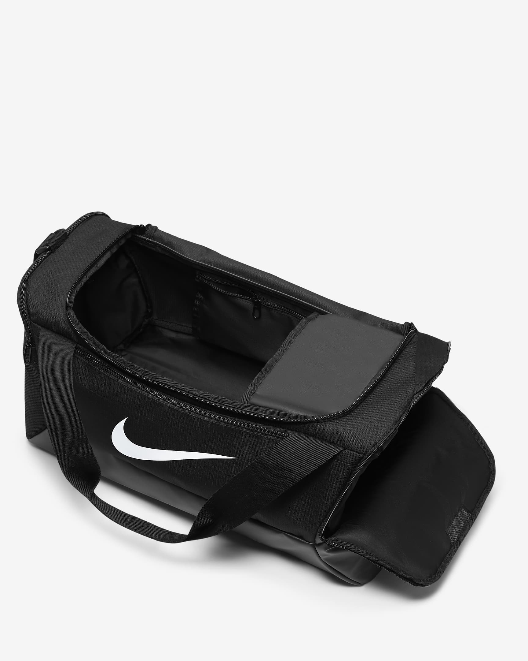 Nike brasilia 9.5 training duffel bag small 41l