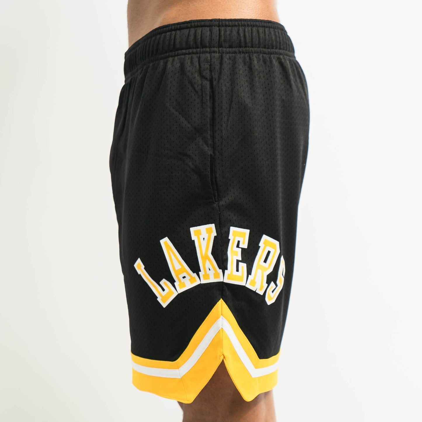 -Mitchell & Ness Mens Alley Oop Shorts Lakers - (7K2M1FEZ8-LAK) - SH10 - BAS 19