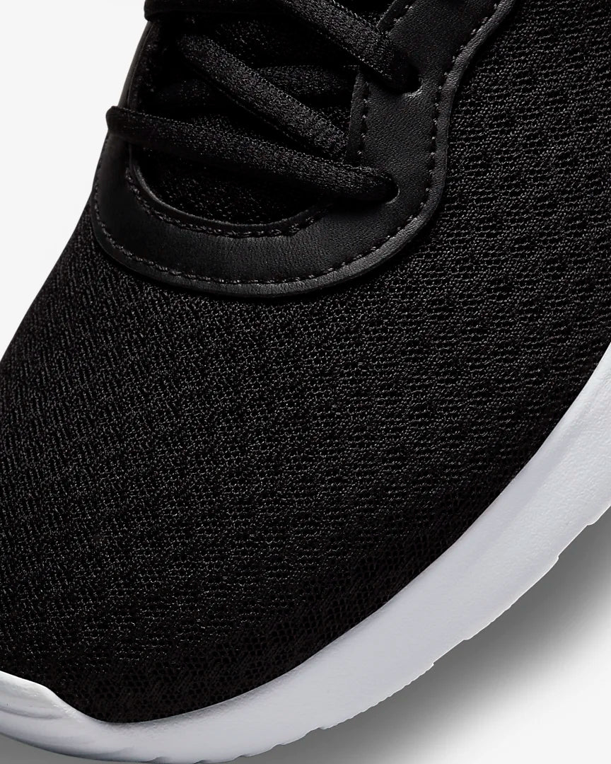 Nike Tanjun Women s Shoes Black White BW DJ6257 004 R1L4